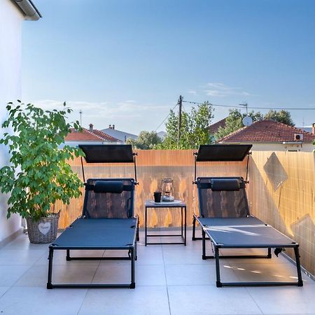 Apartment Paula With Private Jacuzzi And Parking- Near The Beach ซาดาร์ ภายนอก รูปภาพ