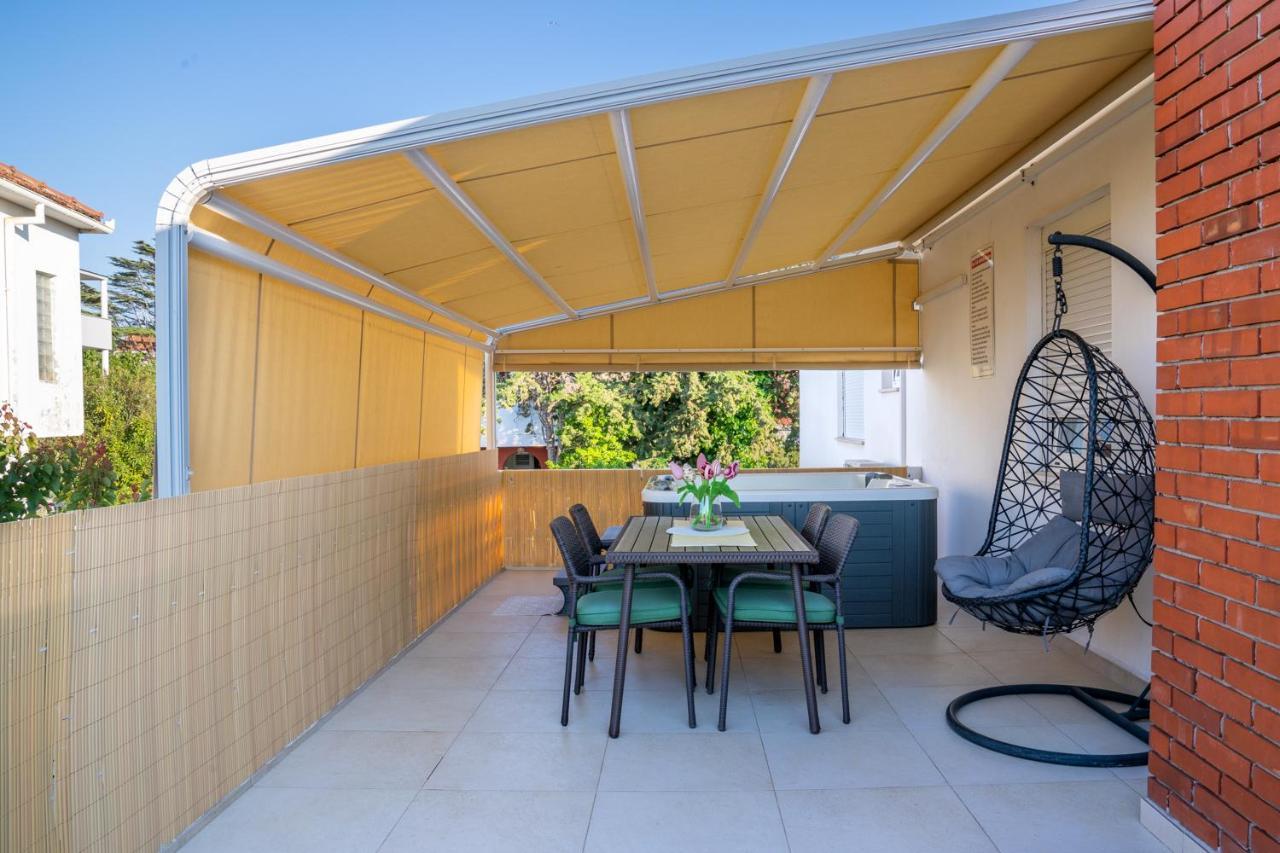 Apartment Paula With Private Jacuzzi And Parking- Near The Beach ซาดาร์ ภายนอก รูปภาพ