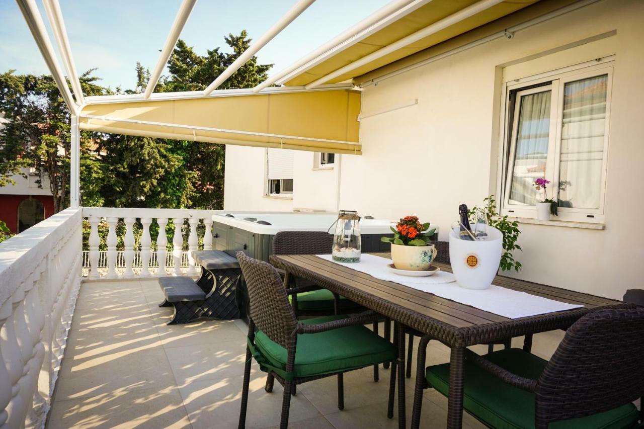 Apartment Paula With Private Jacuzzi And Parking- Near The Beach ซาดาร์ ภายนอก รูปภาพ